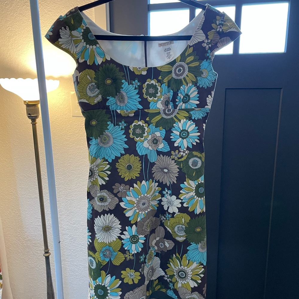 Maggy London Green and Blue Floral Midi Dress